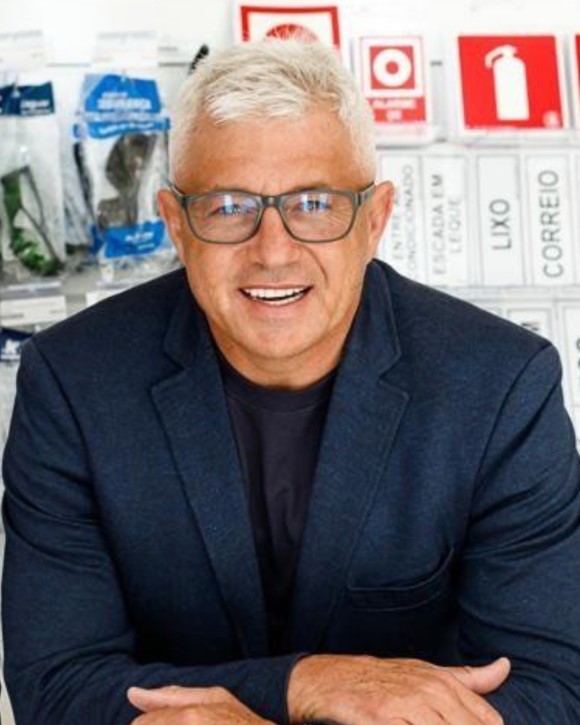 Marcio Artur Dutra