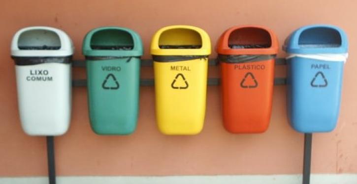 Programa de reciclagem garante desconto na conta de energia de condomínios
