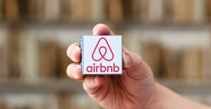 Convenção de condomínio não pode proibir morador de realizar locação no Airbnb, diz TJSC
